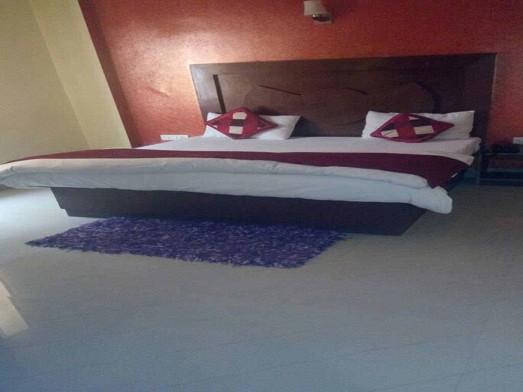 Hotel New Park Plaza Haridwar Bagian luar foto