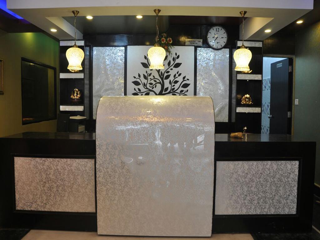 Hotel New Park Plaza Haridwar Bagian luar foto