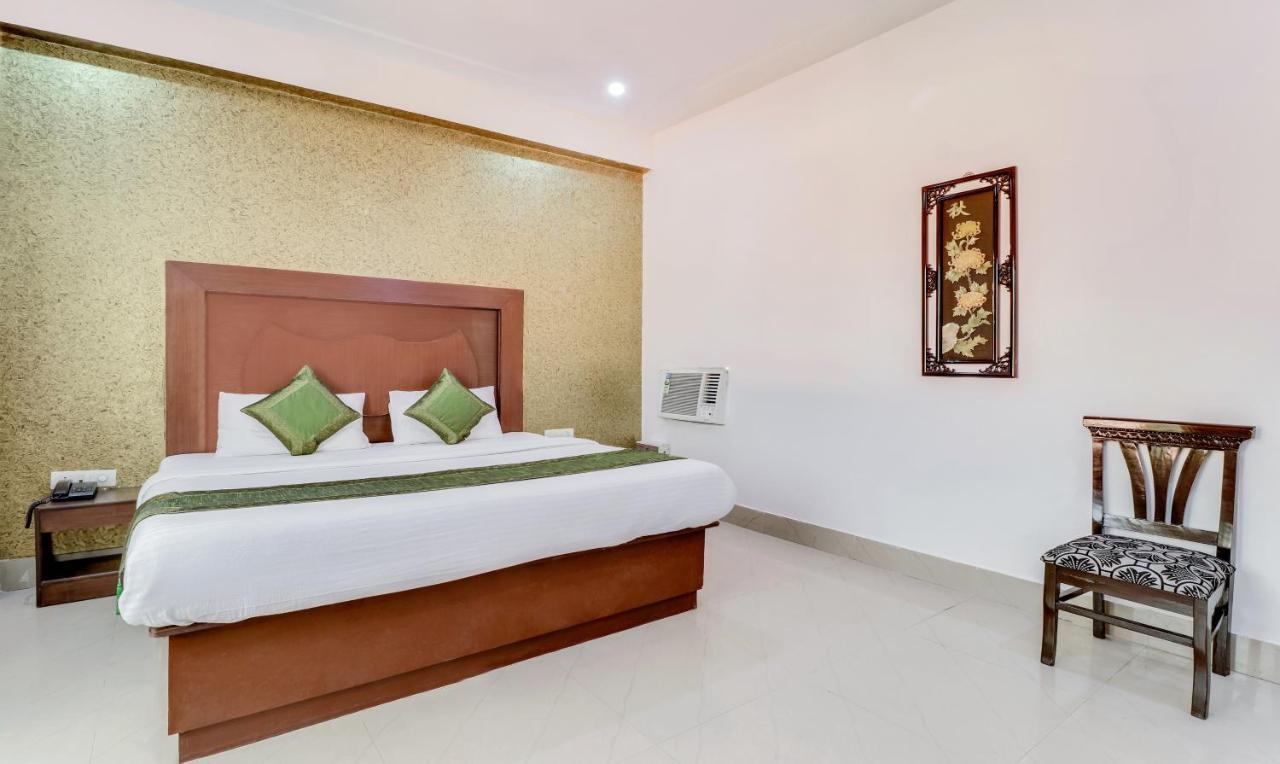 Hotel New Park Plaza Haridwar Bagian luar foto