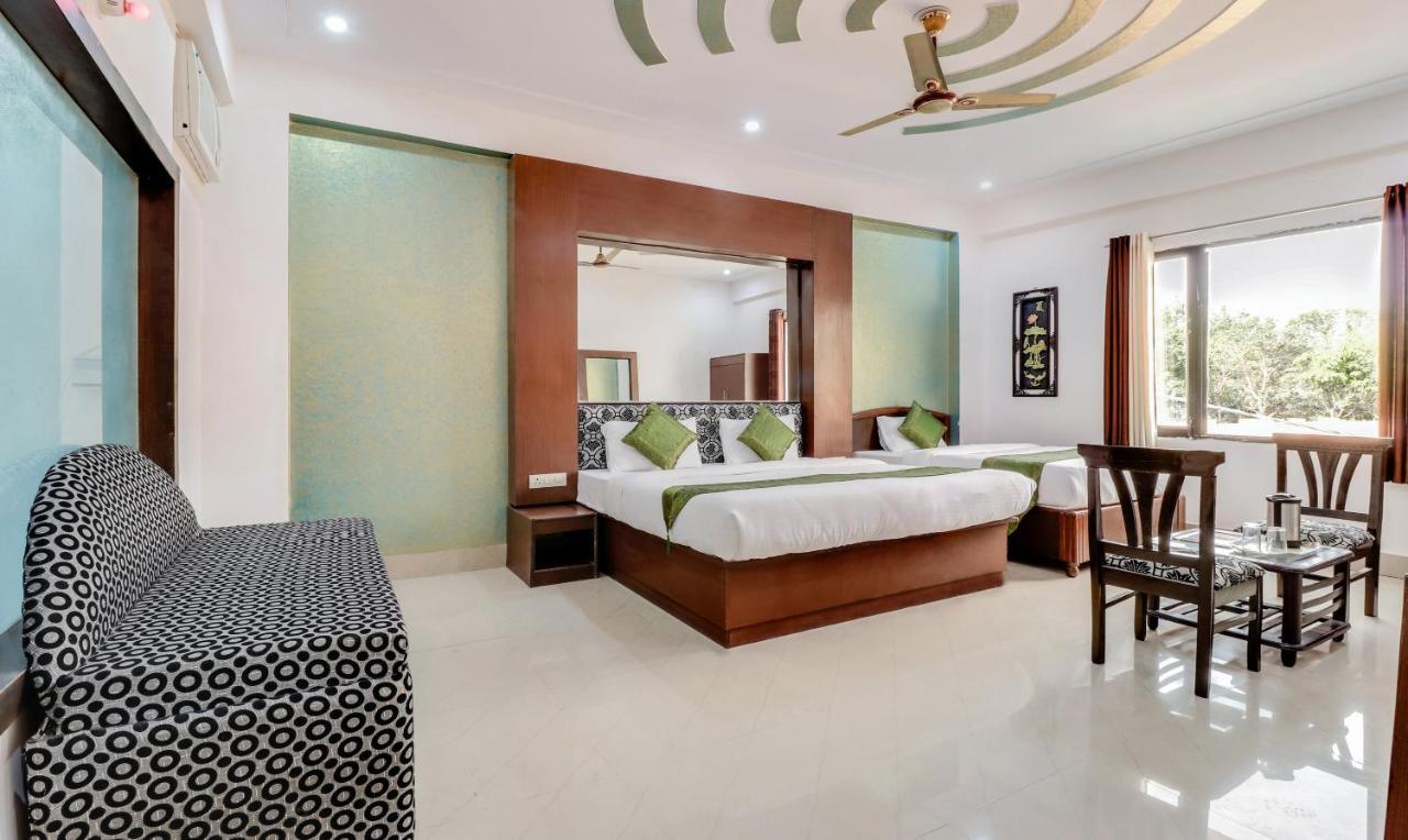 Hotel New Park Plaza Haridwar Bagian luar foto